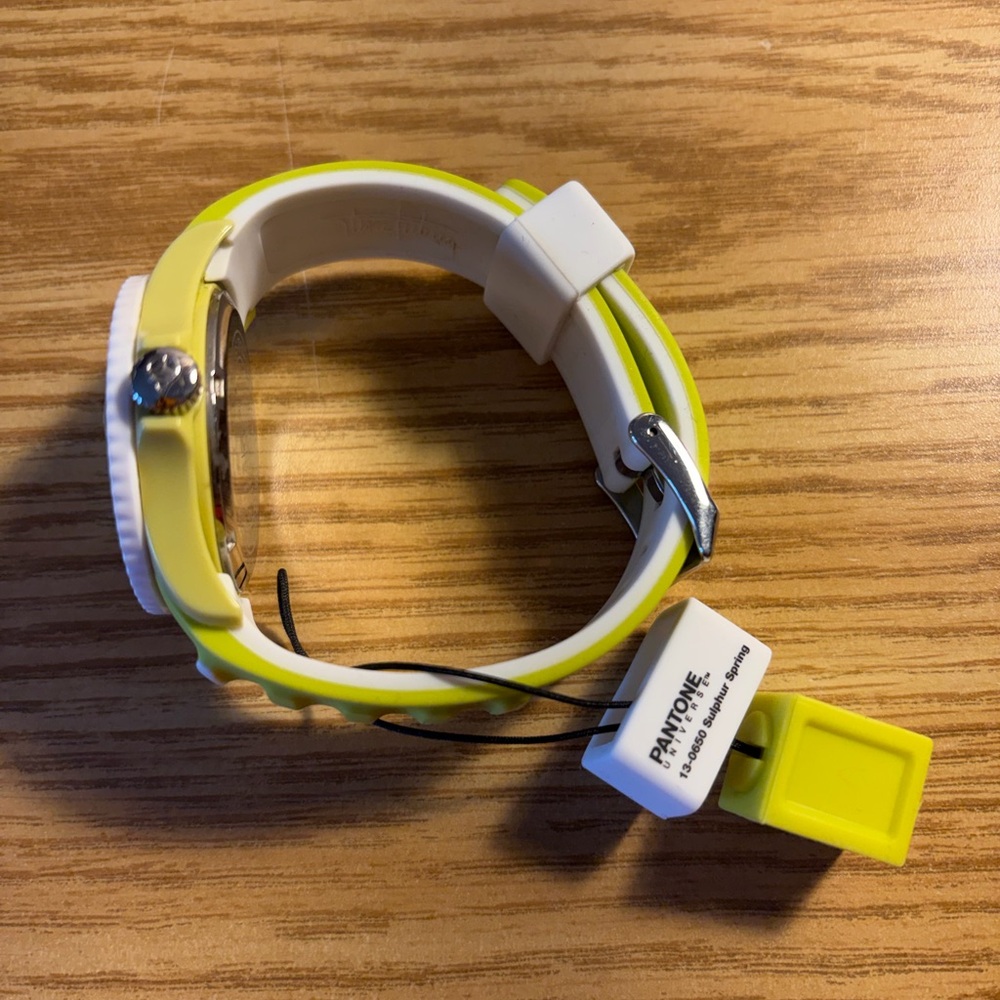 Ice Watch. Sulphur Spring Pantone Collection. - Picture 3 of 4